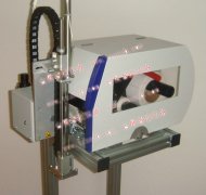 江蘇條碼打印貼標(biāo)機(jī)，配流水線實(shí)時(shí)打印自動(dòng)貼